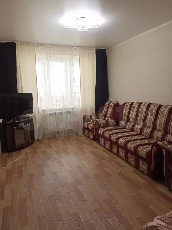 1-к. квартира, 36 м, 3/10 эт. - Фото 0