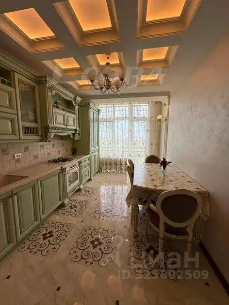 2-к кв. Дагестан, Махачкала ул. Гайдара Гаджиева, 1В (81.0 м) - Фото 1