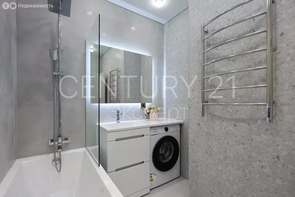 2-комнатная квартира: Калининград, улица Героя России Виталия ... - Фото 2