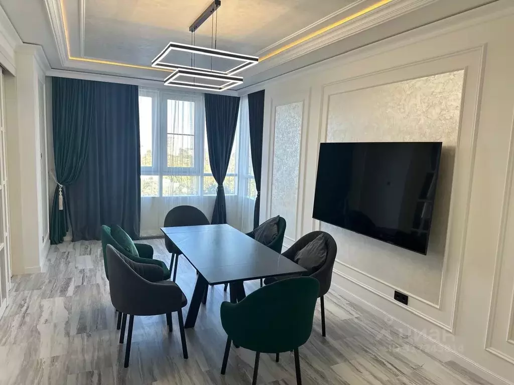 2-к кв. Санкт-Петербург ул. Типанова, 23с1 (83.0 м) - Фото 0