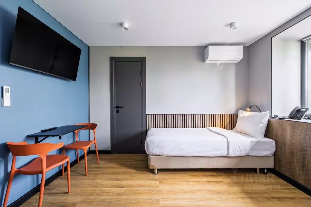 1-к кв. Свердловская область, Екатеринбург ул. Комвузовская, 21В (18.0 ... - Фото 1