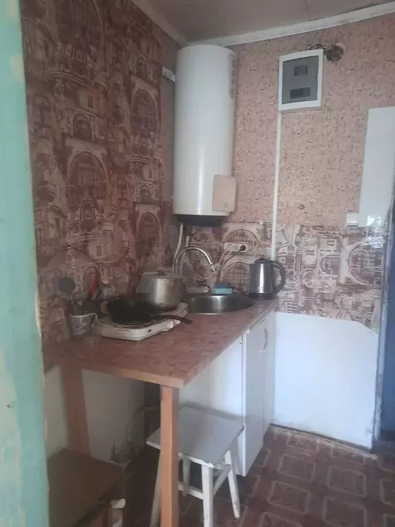 Комната 15 м, 1/2 эт. - Фото 0