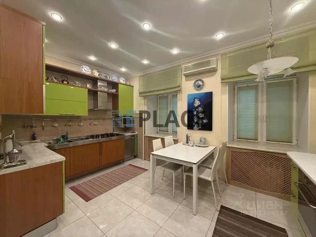 4-к кв. Москва 1-й Гончарный пер., 7 (125.7 м) - Фото 0