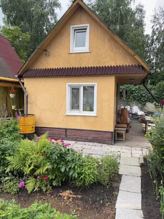 Дача 30 м на участке 2,7 сот. - Фото 0