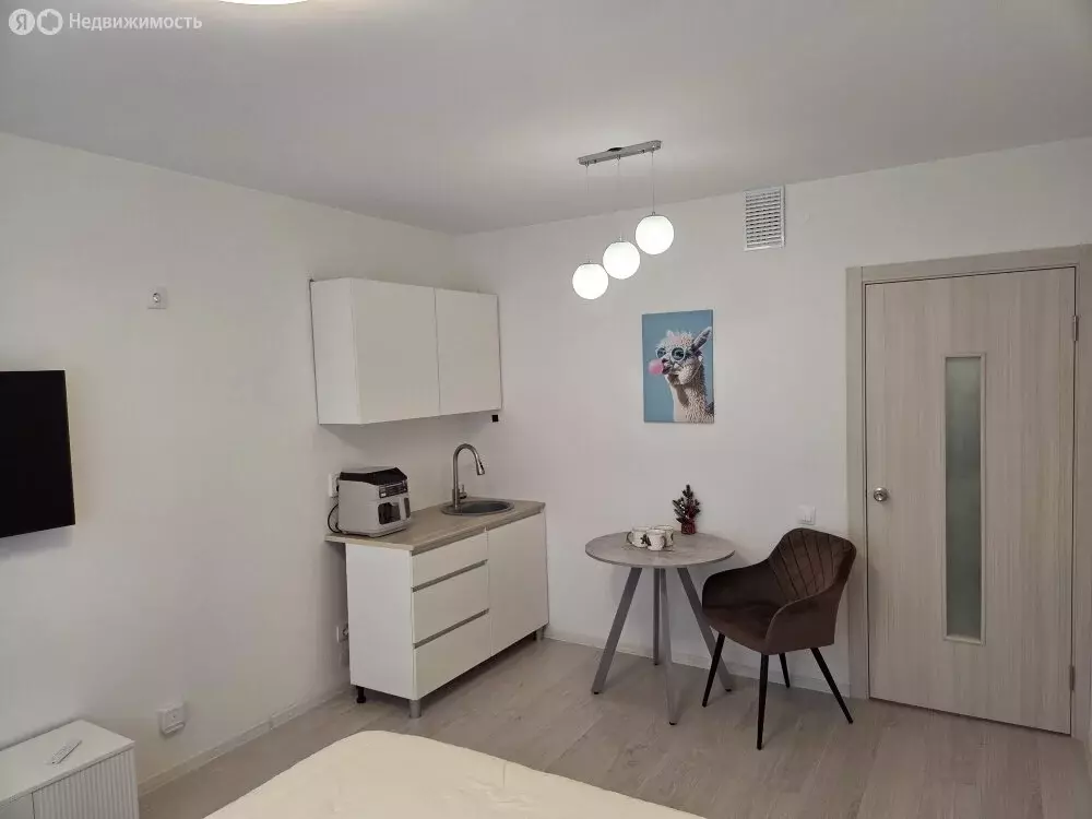 Квартира-студия: Екатеринбург, Латвийская улица, 58/4 (19 м) - Фото 2