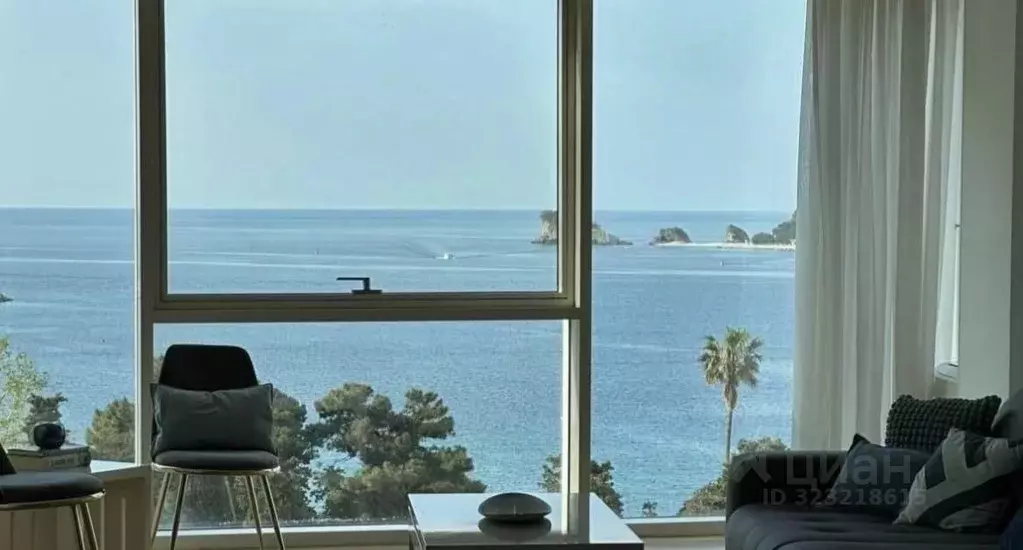 1-к кв. Крым, Алушта ул. Набережная, 18 А (52.0 м) - Фото 1