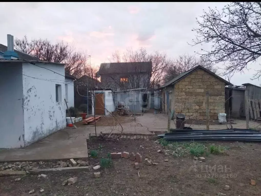 Дом в Крым, Красногвардейский район, с. Янтарное ул. Болгарева (57 м) - Фото 2