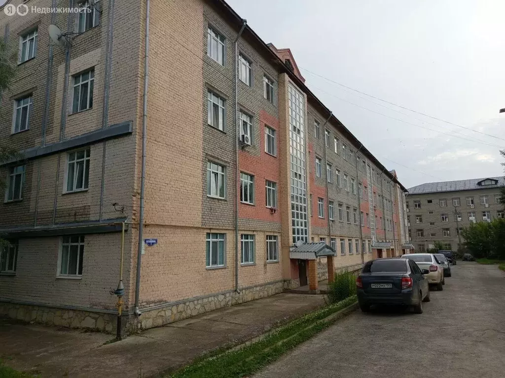 2-комнатная квартира: Кунгур, Батальонная улица, 7 (67.9 м) - Фото 1