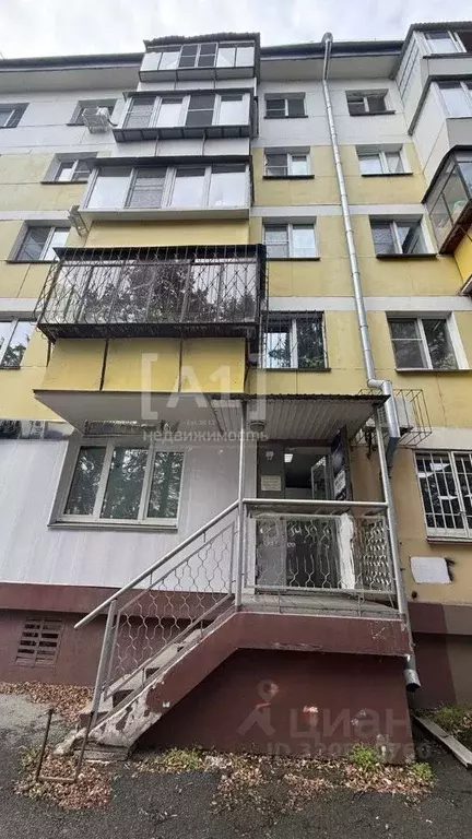 Торговая площадь в Челябинская область, Челябинск ул. Кирова, 6 (42 м) - Фото 1