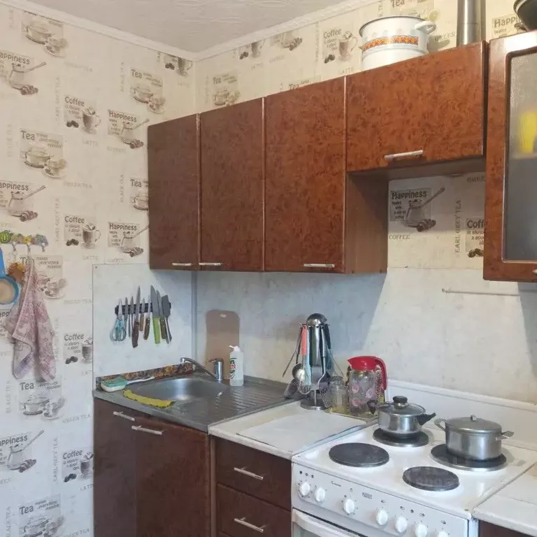 4-к кв. Иркутская область, Усть-Илимск ул. Карла Маркса, 13 (75.7 м) - Фото 0