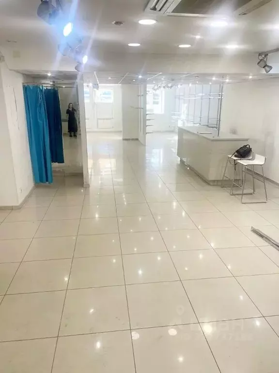 Торговая площадь в Новосибирская область, Новосибирск ул. Покрышкина, ... - Фото 1