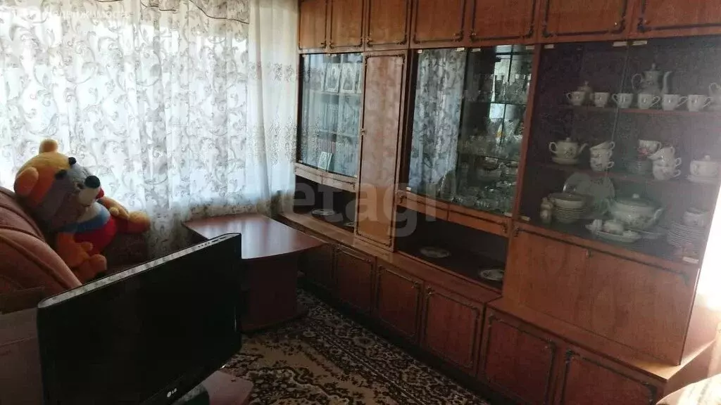 1-комнатная квартира: Ялуторовск, улица Скворцова-Степанова, 8 (30 м) - Фото 1