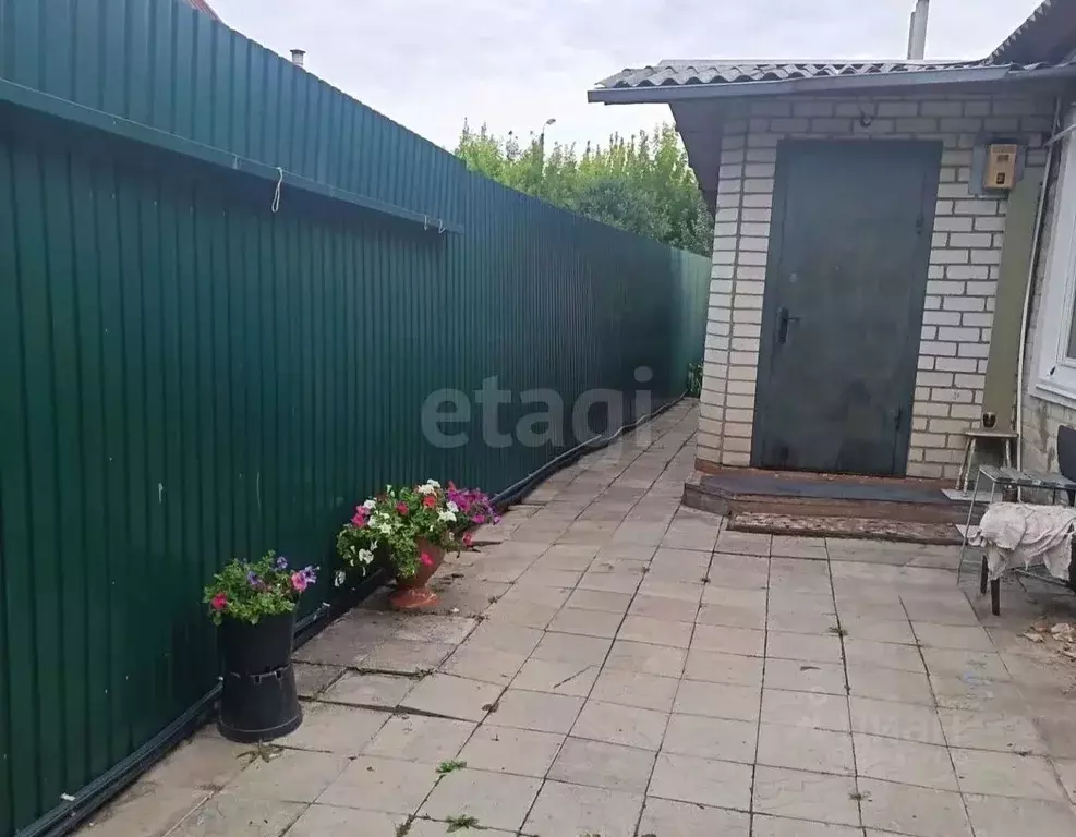 Дом в Белгородская область, Белгород Зареченская ул., 92 (45 м) - Фото 1
