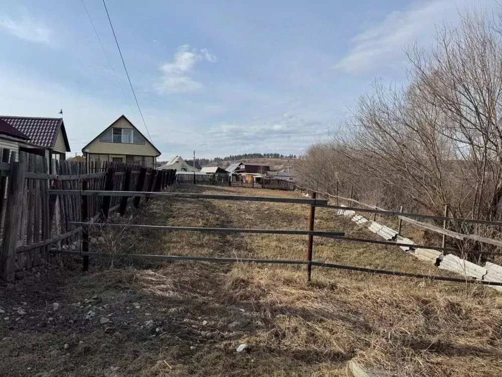 Участок в Иркутская область, Шелеховский район, с. Баклаши Весенний ... - Фото 1