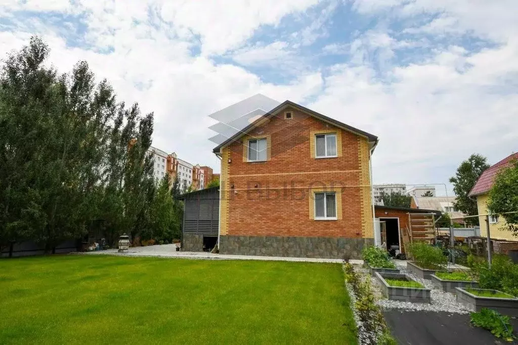 Коттедж в Омская область, Омск ул. Завертяева, 13/1 (145 м) - Фото 1