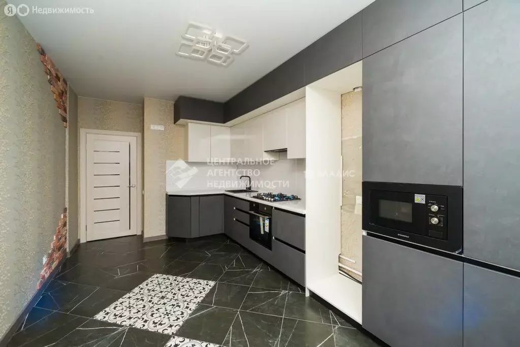 2-комнатная квартира: Рязань, Быстрецкая улица, 18к1 (60 м) - Фото 2