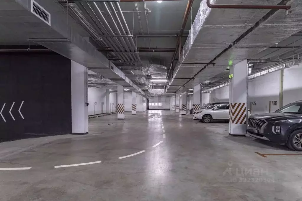 Гараж в Тюменская область, Тюмень ул. Тимофея Чаркова, 89 (13 м) - Фото 1