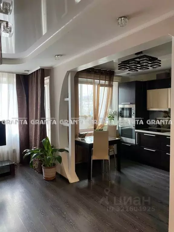 3-к кв. Красноярский край, Красноярск ул. Побежимова, 3 (61.4 м) - Фото 2