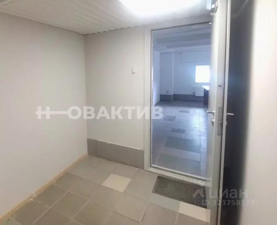 Офис в Новосибирская область, Новосибирск ул. Орджоникидзе, 40 (48 м) - Фото 2