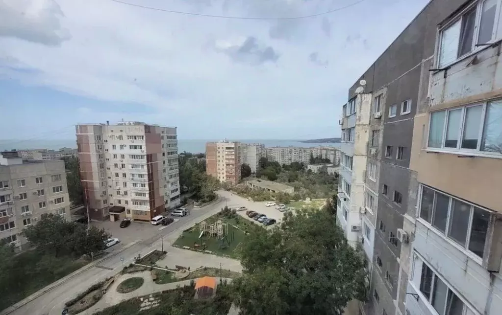 1-к кв. Крым, Щелкино Ленинский район, 48Б (33.0 м) - Фото 2