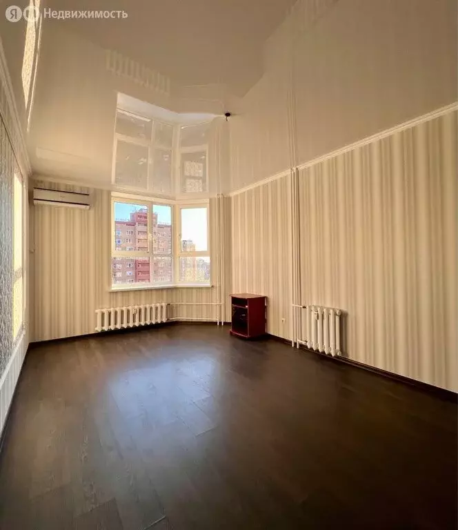 2-комнатная квартира: Оренбург, улица Поляничко, 2А (64 м) - Фото 1