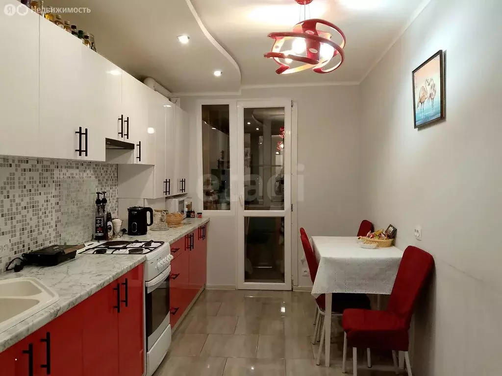 3-комнатная квартира: Судак, Алуштинская улица, 16А (61.1 м) - Фото 1