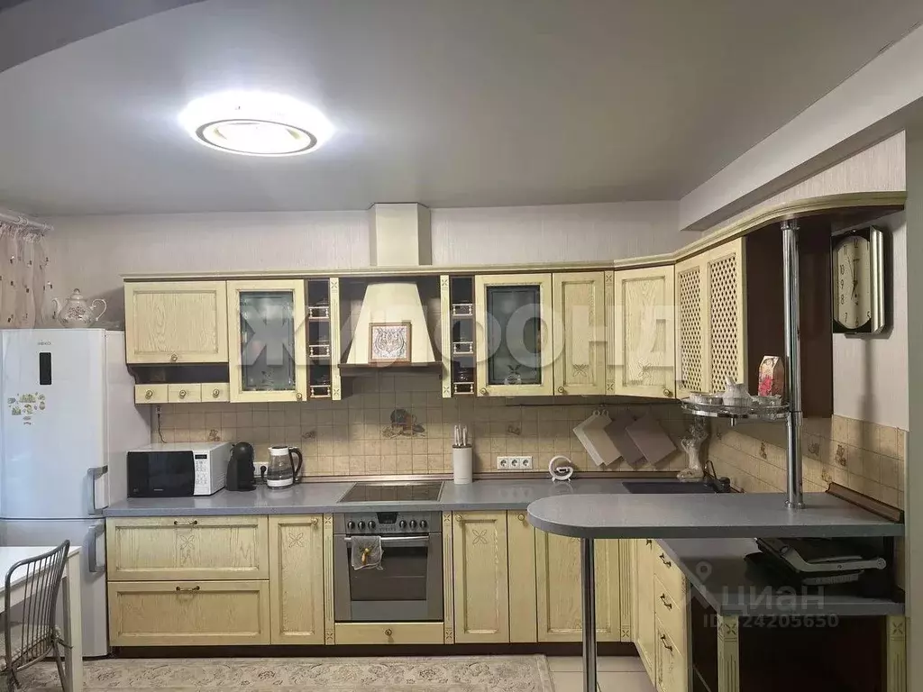 2-к кв. Новосибирская область, Новосибирск ул. Адриена Лежена, 9/2 ... - Фото 1