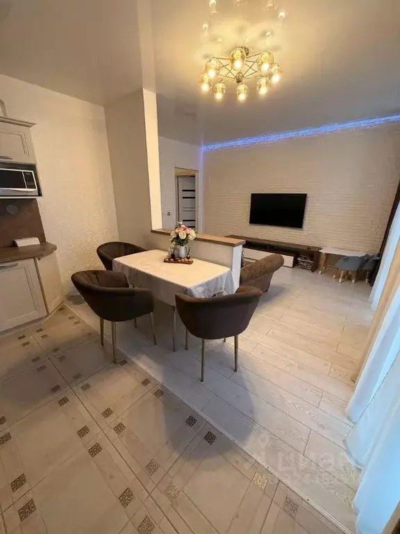 3-к кв. Санкт-Петербург пос. Шушары, ул. Вишерская, 2 (73.9 м) - Фото 2