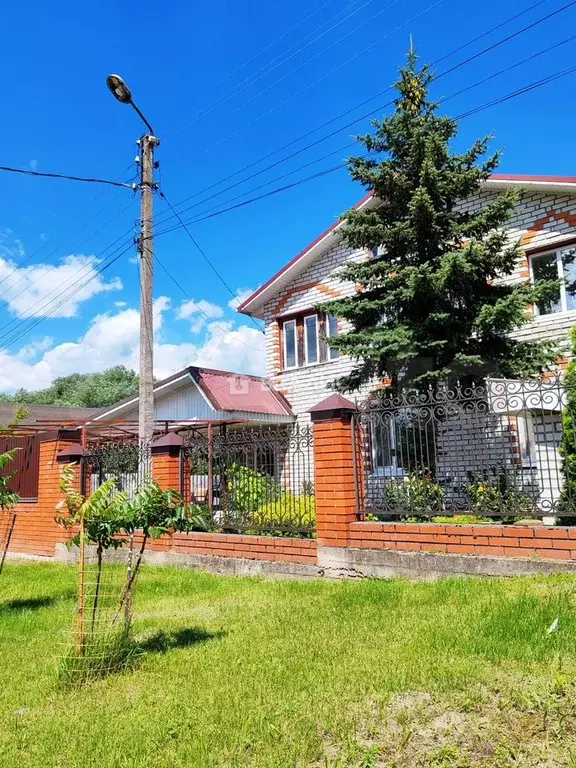 Дом 178,6 м на участке 13,5 сот. - Фото 0