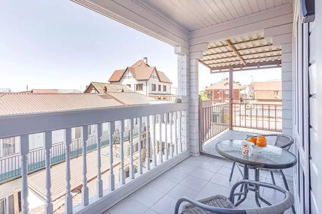 Комната Краснодарский край, Сочи Адлер жилрайон, ул. Панфилова, 2 - Фото 1