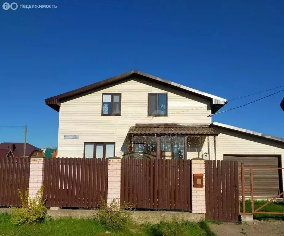 Дом в Ишимбай, Молодёжная улица (120 м) - Фото 1