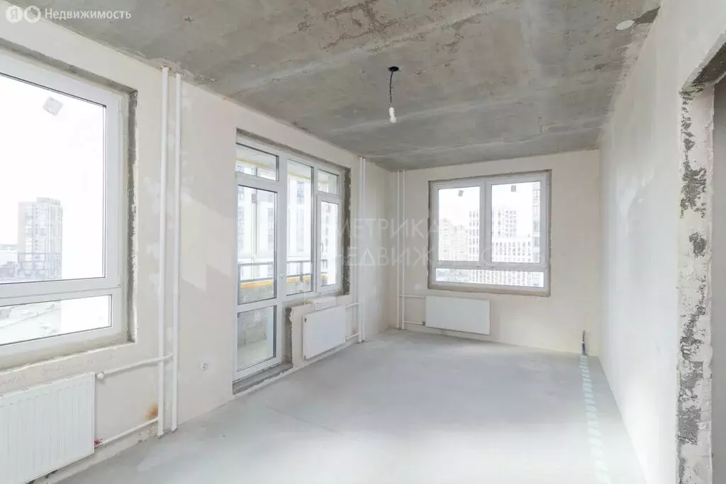 2-комнатная квартира: Тюмень, улица Фармана Салманова, 23 (53.8 м) - Фото 0
