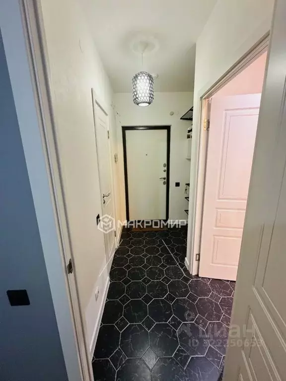 1-к кв. Ленинградская область, Мурино Всеволожский район, ул. ... - Фото 1