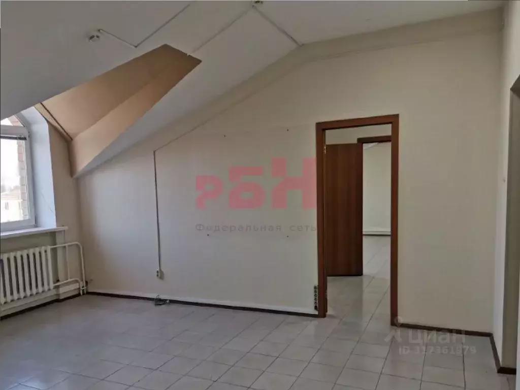 Офис в Тюменская область, Тюмень ул. 50 лет Октября, 36к1 (66 м) - Фото 2