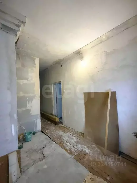 3-к кв. Ленинградская область, Волхов Советская ул., 6 (78.5 м) - Фото 1