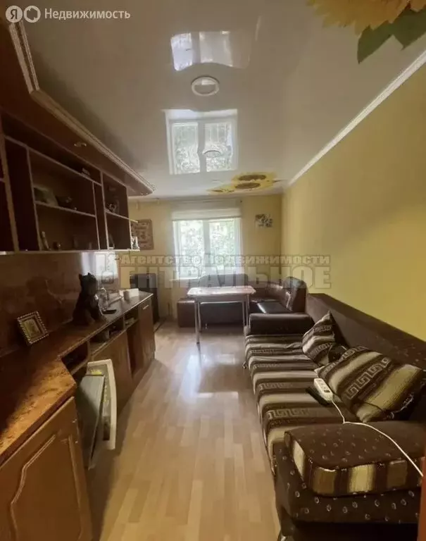 3-комнатная квартира: Сафоново, 2-й микрорайон, 21 (57 м) - Фото 1