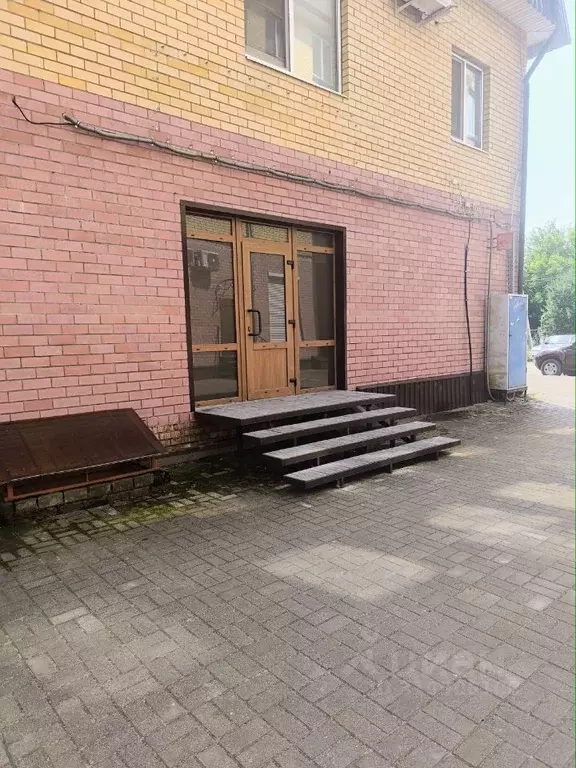 Помещение свободного назначения в Смоленская область, Ярцево ул. ... - Фото 0