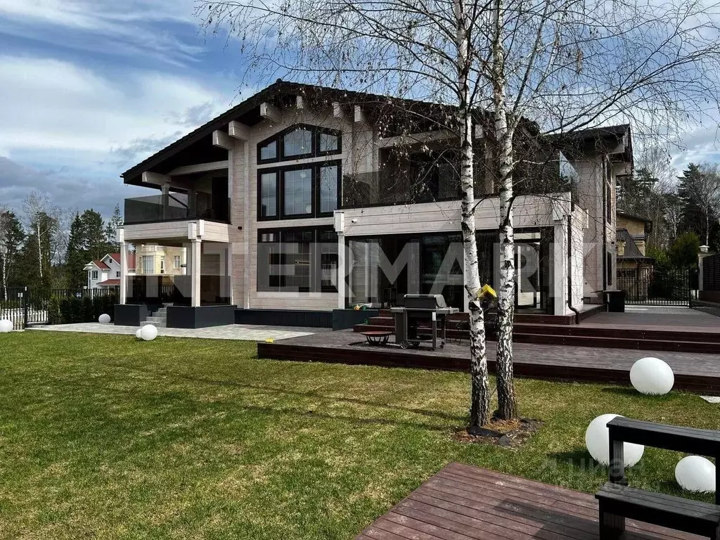 Коттедж в Московская область, Одинцовский городской округ, д. Малое ... - Фото 1