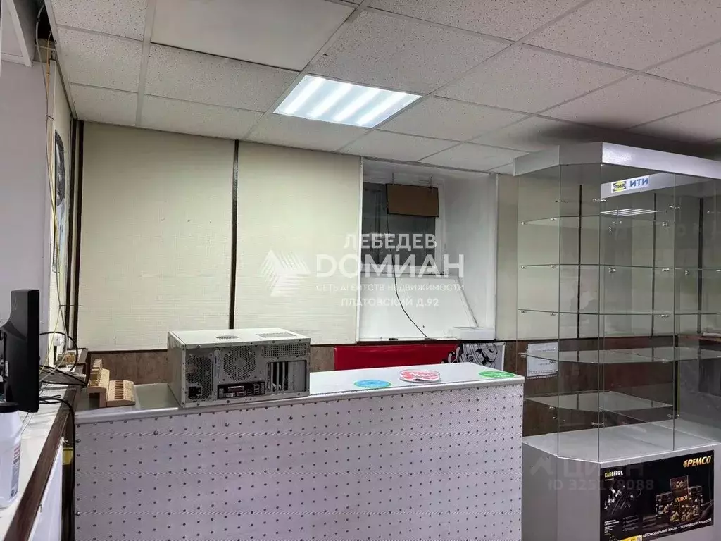 Торговая площадь в Ростовская область, Новочеркасск ул. Дубовского (27 ... - Фото 1