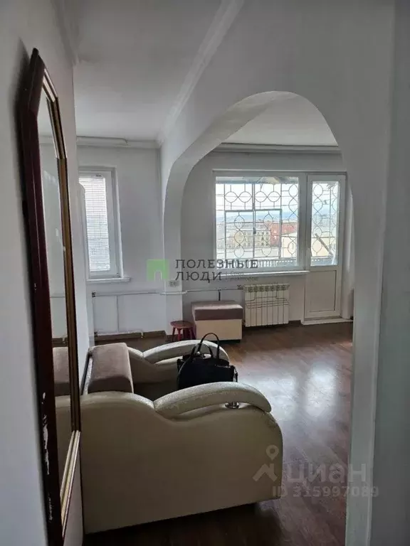2-к кв. Бурятия, Улан-Удэ Ключевская ул., 56 (45.1 м) - Фото 0