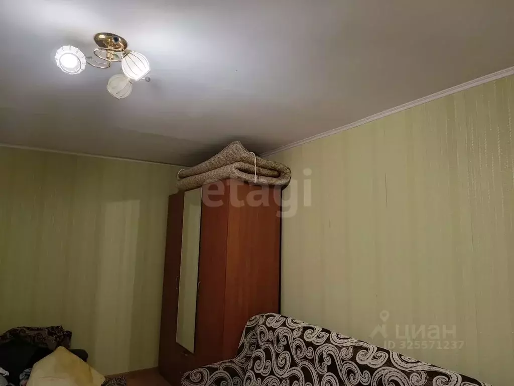 1-к кв. Псковская область, Остров Советская ул., 15 (34.0 м) - Фото 2