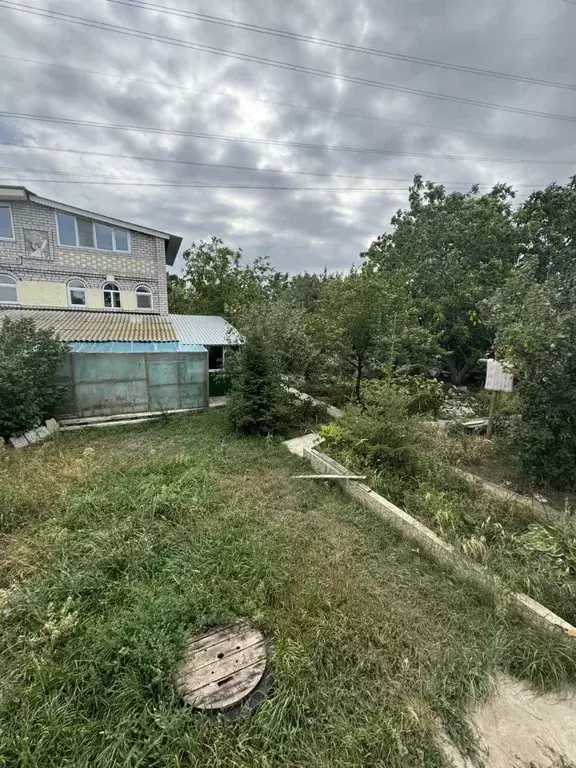 Дом в Саратовская область, Балаковский район, Натальинское ... - Фото 0