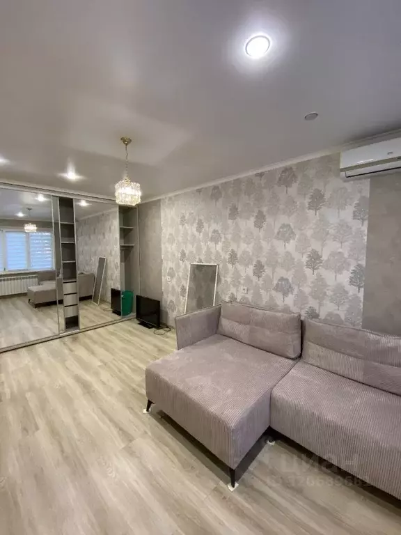 1-к кв. Крым, Симферополь ул. Куйбышева, 19 (40.0 м) - Фото 0