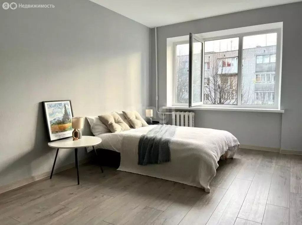 1-комнатная квартира: Калининград, улица Сержанта Мишина, 1 (35.8 м) - Фото 2