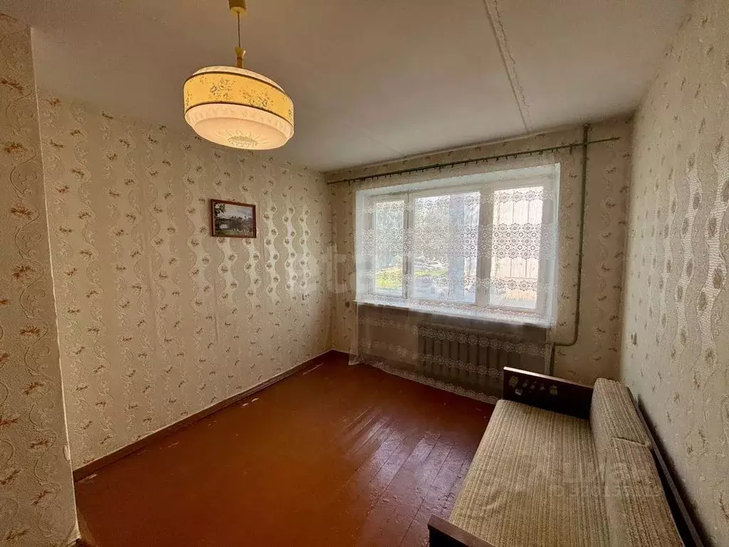 2-к кв. Псковская область, Остров ул. Шумейко, 8 (48.2 м) - Фото 1