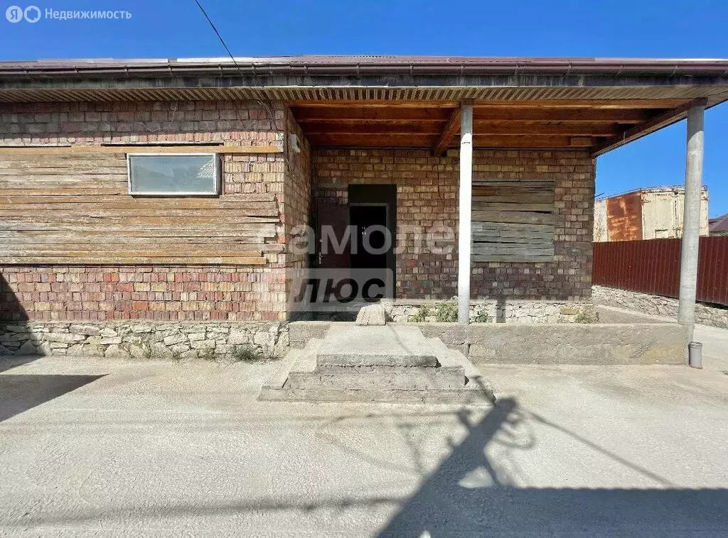 Дом в Махачкала, улица Ирчи Казака, 7А (186 м) - Фото 1