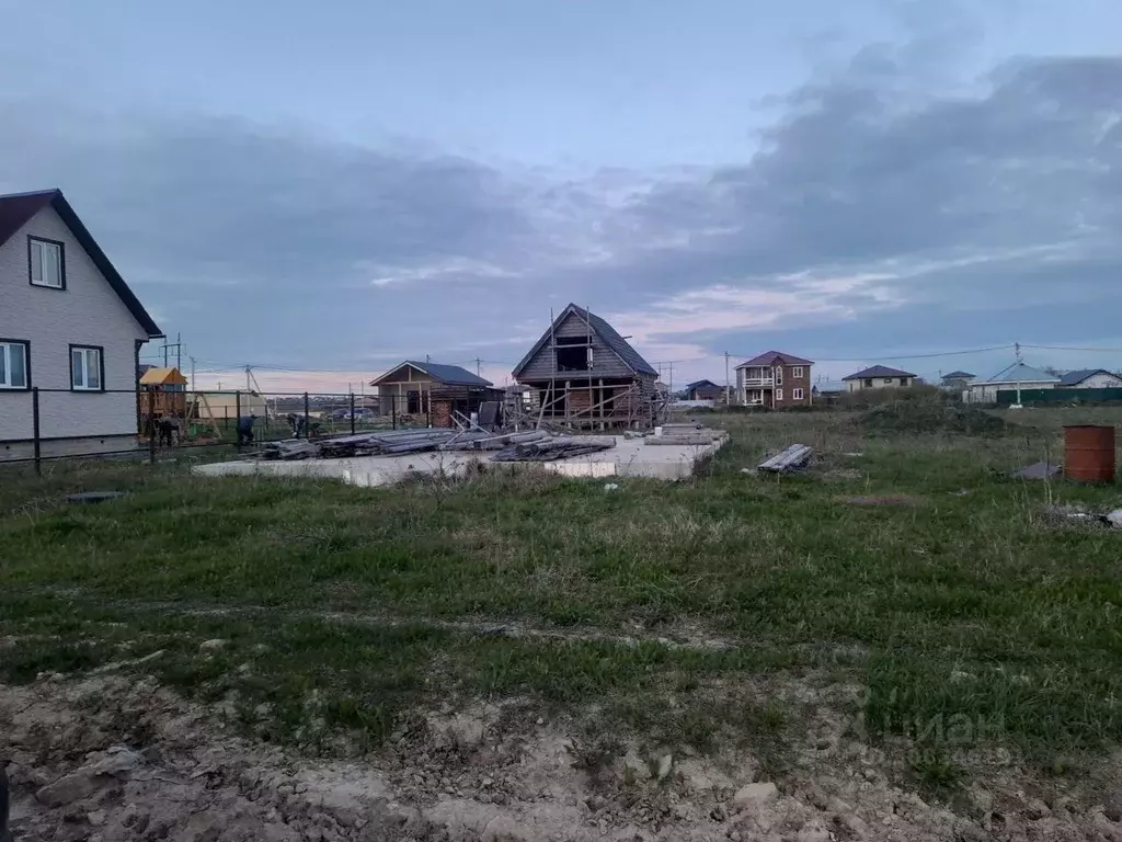 Участок в Ленинградская область, Гатчинский муниципальный округ, Тайцы ... - Фото 1