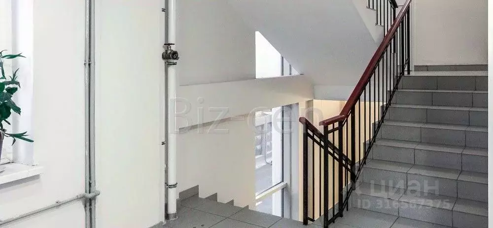 Офис в Санкт-Петербург 2-й Муринский просп., 38 (24 м) - Фото 0