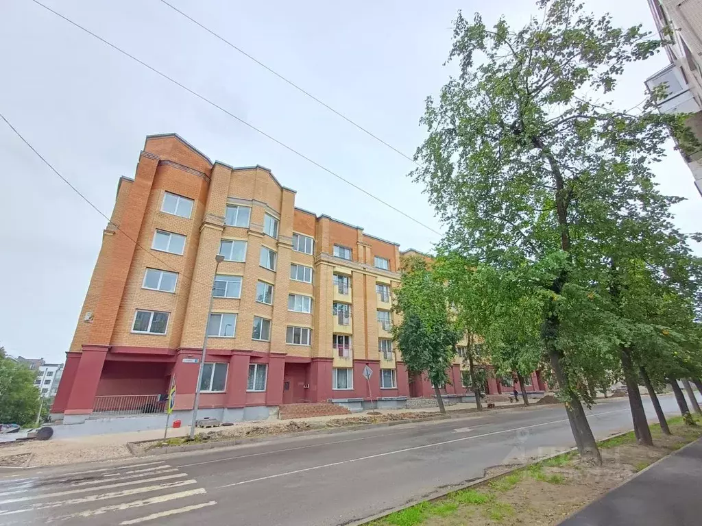 4-к кв. Псковская область, Псков ул. Максима Горького, 18 (90.0 м) - Фото 0