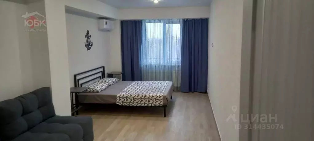 3-к кв. Крым, Евпатория ул. Кирова, 13А (90.0 м) - Фото 0
